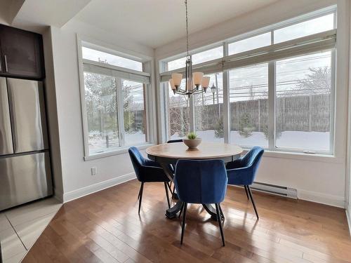 Salle Ã  manger - 3450 Rue Des Francs-Bourgeois, Boisbriand, QC - Indoor Photo Showing Dining Room