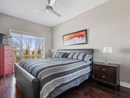 Chambre Ã  coucher principale - 405-126 Boul. Hymus, Pointe-Claire, QC - Indoor Photo Showing Bedroom