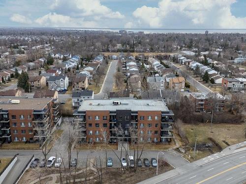 Photo aÃ©rienne - 405-126 Boul. Hymus, Pointe-Claire, QC - Outdoor With View