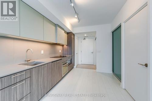 1720 - 19 Western Battery Road, Toronto, ON - Indoor Photo Showing Kitchen