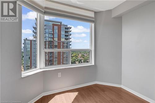 1270 Maple Crossing Boulevard Unit# 1702, Burlington, ON - Indoor Photo Showing Other Room