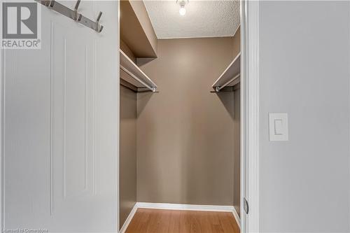 1270 Maple Crossing Boulevard Unit# 1702, Burlington, ON - Indoor