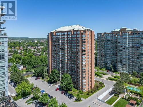 1270 Maple Crossing Boulevard Unit# 1702, Burlington, ON - Outdoor