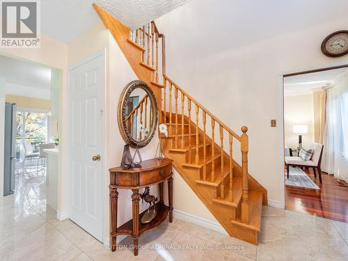 51 Houseman Crescent, Richmond Hill, ON - Indoor Photo Showing Other Room