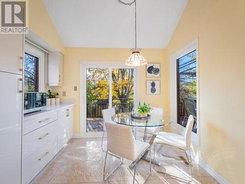 51 Houseman Crescent, Richmond Hill, ON - Indoor Photo Showing Dining Room