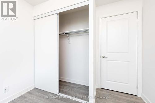 2411 - 50 Upper Mall Way, Vaughan, ON - Indoor Photo Showing Other Room