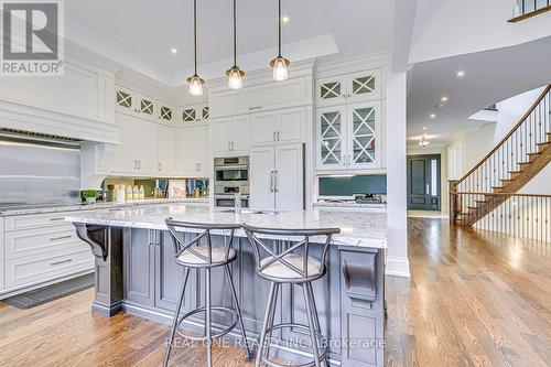 332 Sawyer Road, Oakville, ON - Indoor Photo Showing Kitchen With Upgraded Kitchen