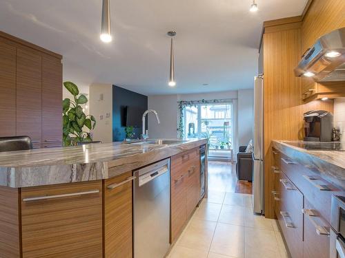 Cuisine - 1293 Rue Jean-Moreau-Desjordy, Contrecoeur, QC - Indoor Photo Showing Kitchen