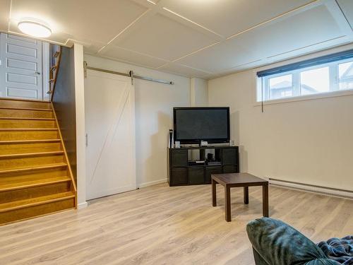 Salle familiale - 1293 Rue Jean-Moreau-Desjordy, Contrecoeur, QC - Indoor