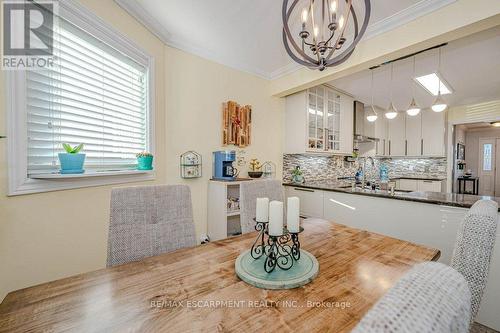 2378 Headon Road, Burlington, ON - Indoor Photo Showing Dining Room