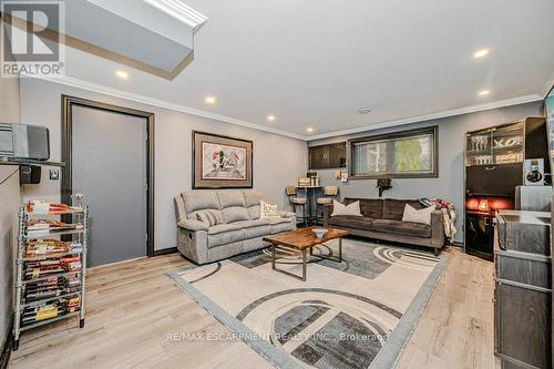 2378 Headon Road, Burlington, ON - Indoor Photo Showing Living Room