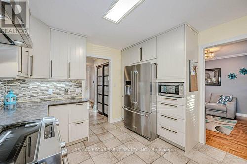 2378 Headon Road, Burlington, ON - Indoor Photo Showing Kitchen With Stainless Steel Kitchen