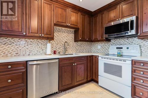 25 - 1270 Gainsborough Drive, Oakville, ON - Indoor Photo Showing Kitchen