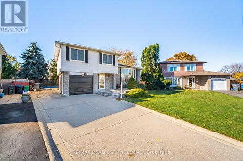 24 Grassington Court, Brampton, ON - Outdoor With Facade