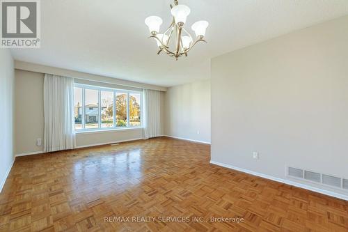 24 Grassington Court, Brampton, ON - Indoor Photo Showing Other Room