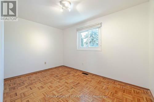 24 Grassington Court, Brampton, ON - Indoor Photo Showing Other Room