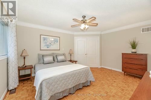 10 Albiwoods Trail, Caledon, ON - Indoor Photo Showing Bedroom