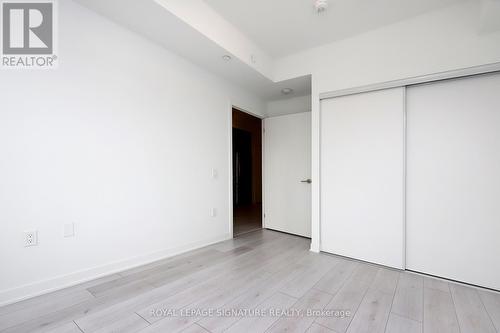 314 - 395 Dundas Street W, Oakville, ON - Indoor Photo Showing Other Room