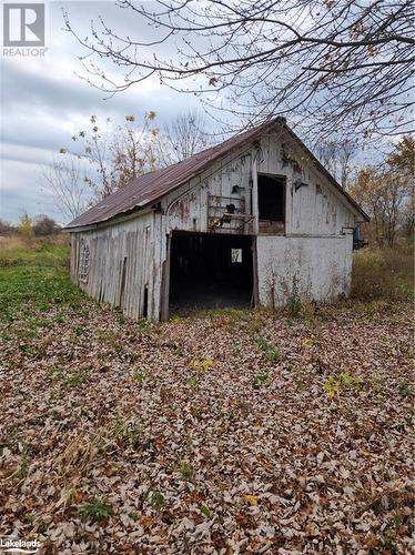 Old Drive Shed - 388 N Big Island Road, Prince Edward County, ON 