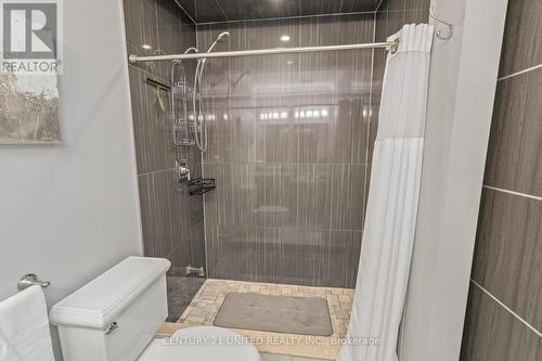 5 Callaghan Crescent, Halton Hills (Georgetown), ON - Indoor Photo Showing Bathroom