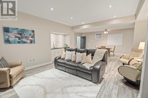 5 Callaghan Crescent, Halton Hills (Georgetown), ON - Indoor Photo Showing Living Room