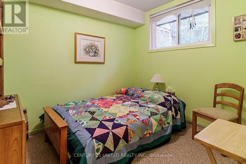 970 Cumberland Avenue, Peterborough (Northcrest), ON - Indoor Photo Showing Bedroom