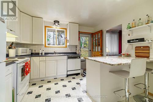 970 Cumberland Avenue, Peterborough (Northcrest), ON - Indoor Photo Showing Kitchen With Double Sink