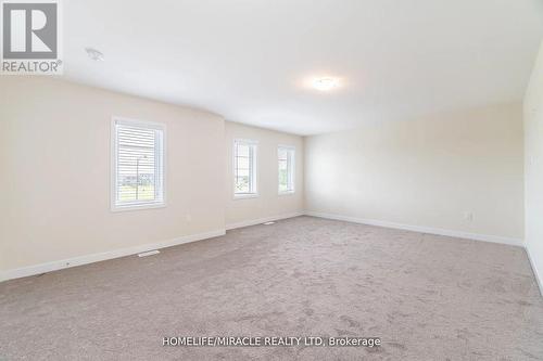 86 Whithorn Crescent, Haldimand, ON - Indoor Photo Showing Other Room