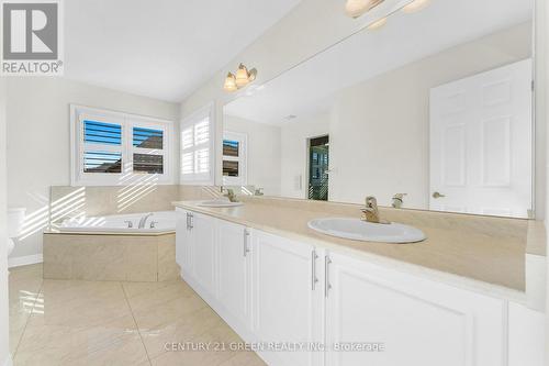 1174 Upper Thames Drive, Woodstock, ON - Indoor Photo Showing Bathroom