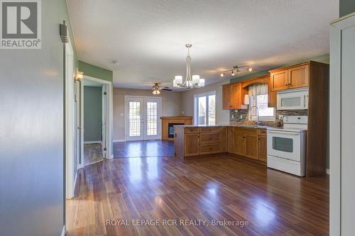 44 Geddes Street W, Minto, ON - Indoor Photo Showing Kitchen