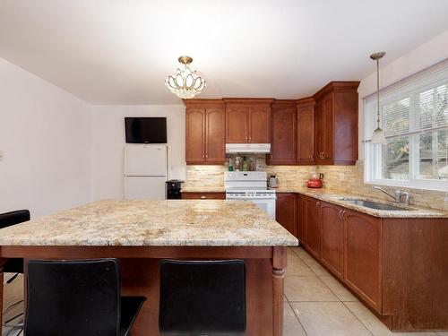 Cuisine - 17221 Boul. Brunswick, Kirkland, QC - Indoor Photo Showing Kitchen