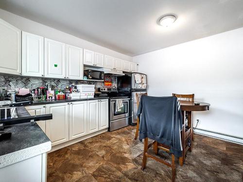 Salle Ã  manger - 173  - 177 Rue Principale S., Delson, QC - Indoor Photo Showing Kitchen