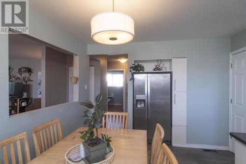 662 Mohawk Cres, Thunder Bay, ON - Indoor Photo Showing Dining Room