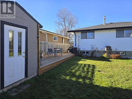 662 Mohawk Cres, Thunder Bay, ON - Outdoor With Deck Patio Veranda With Exterior