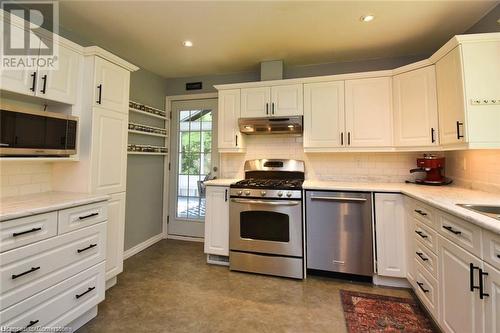 1282 Governors Road, Dundas, ON - Indoor Photo Showing Kitchen