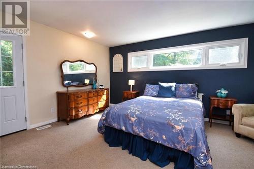 1282 Governors Road, Dundas, ON - Indoor Photo Showing Bedroom