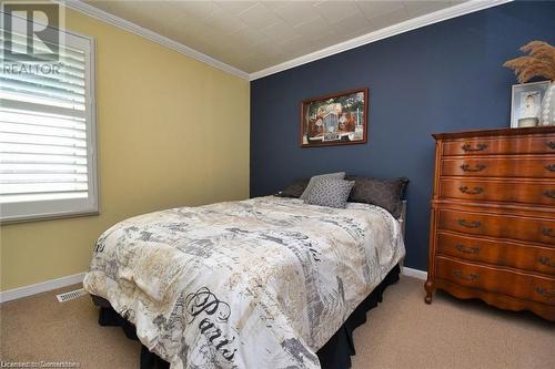 1282 Governors Road, Dundas, ON - Indoor Photo Showing Bedroom