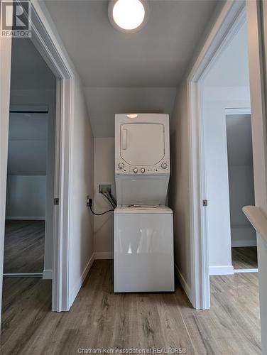 1 Mcnaughton Avenue, Wallaceburg, ON - Indoor Photo Showing Laundry Room