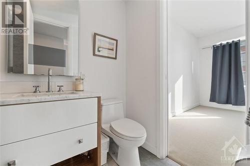 201 Parkdale Avenue Unit#903, Ottawa, ON - Indoor Photo Showing Bathroom