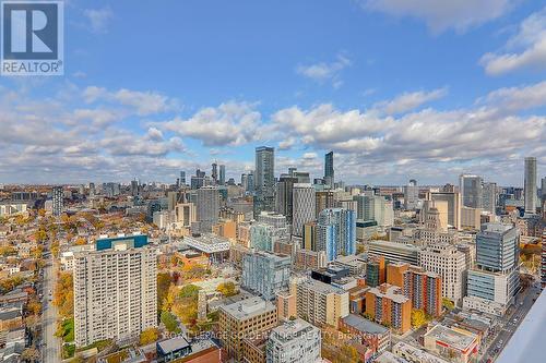 4002 - 318 Richmond Street W, Toronto, ON - Outdoor With View