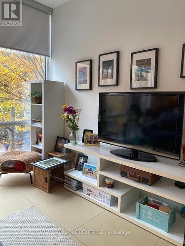 210 - 3 Market Street, Toronto, ON - Indoor Photo Showing Other Room