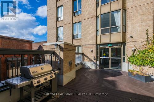 905 - 284 Bloor Street W, Toronto, ON - Outdoor With Exterior