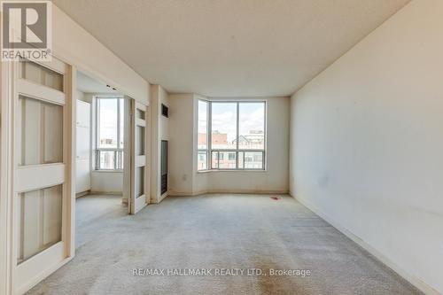 905 - 284 Bloor Street W, Toronto, ON - Indoor Photo Showing Other Room