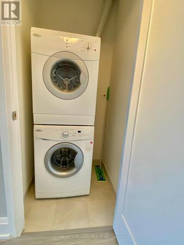 831 - 120 Harrison Garden Boulevard, Toronto, ON - Indoor Photo Showing Laundry Room