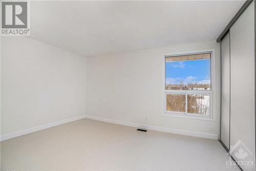 1945 Greenway Park, Ottawa, ON - Indoor Photo Showing Other Room