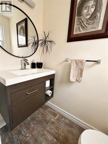 205 Fane Street Unit# 12B, St Clair, ON - Indoor Photo Showing Bathroom