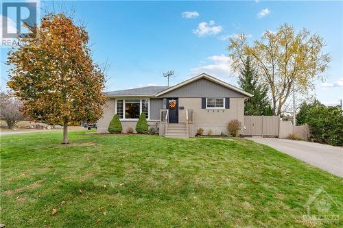 13 Oak Crescent, Brockville, ON - Outdoor With Facade