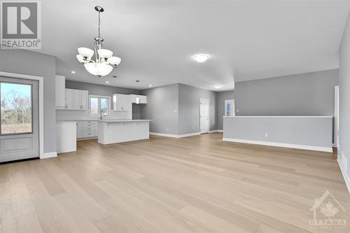 465 Pioneer Road, Merrickville, ON - Indoor Photo Showing Kitchen