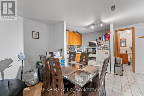 4135 Hickory Drive, Mississauga, ON - Indoor Photo Showing Dining Room