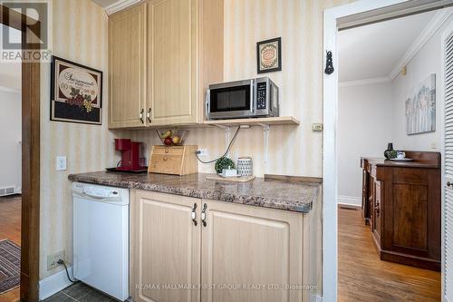 366 Dundas Street W, Greater Napanee, ON - Indoor Photo Showing Kitchen